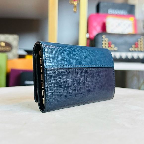 Burberry Blue Bi-Color Silver 6 Ring Key Holder Pouch Case Wallet - Picture 4 of 11